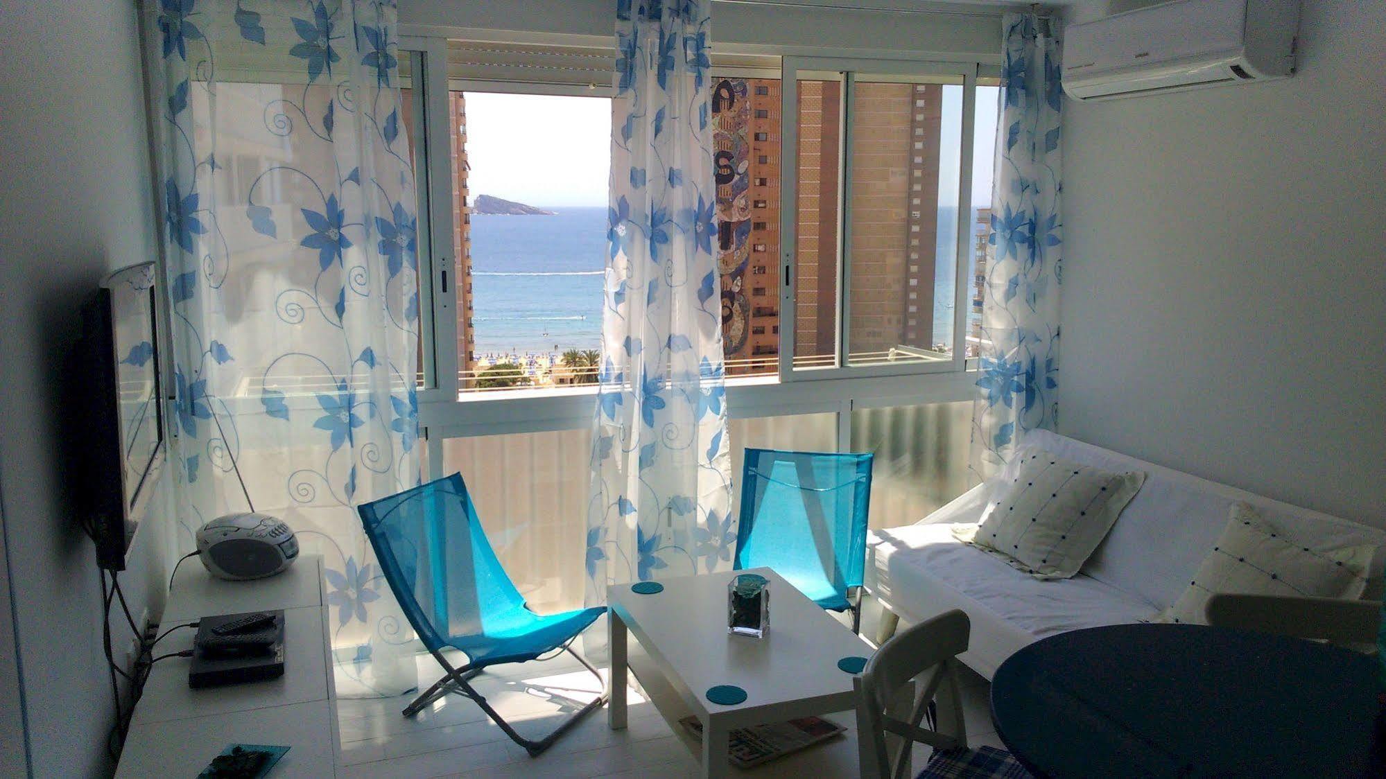 Blue Sky Apartment Бенидорм Экстерьер фото